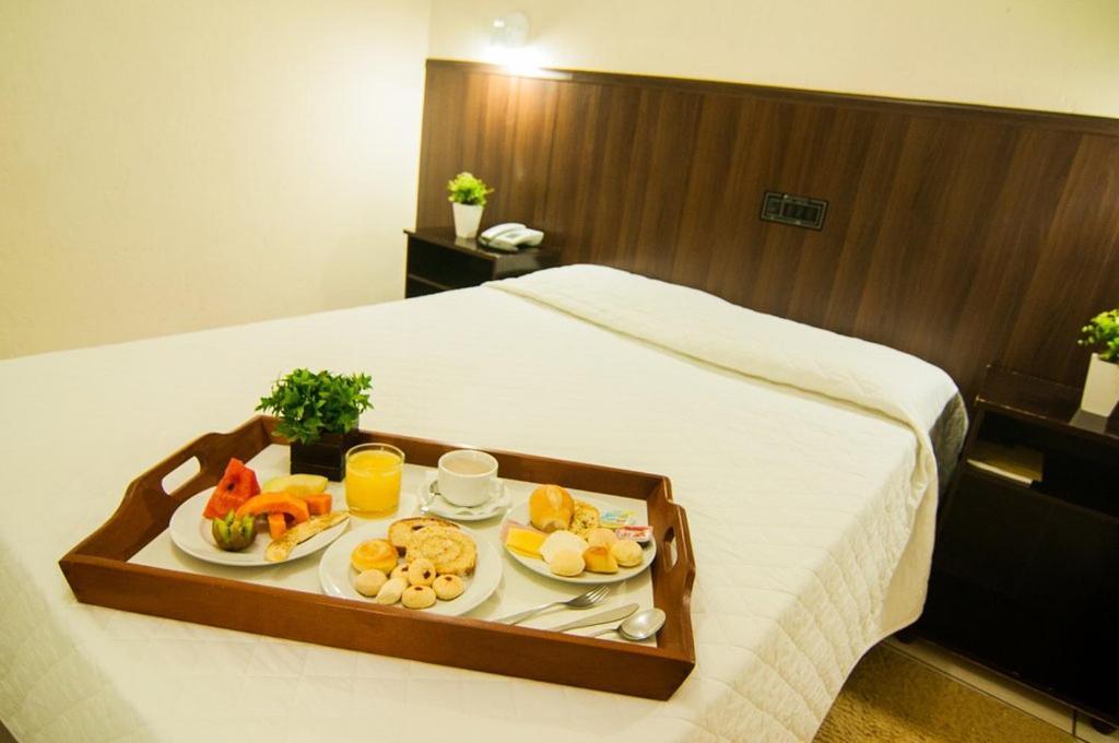 Mediterraneo Park Hotel เตรสลาโกอัส ภายนอก รูปภาพ