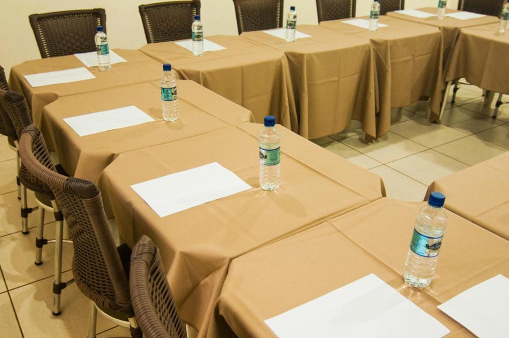 Mediterraneo Park Hotel เตรสลาโกอัส ภายนอก รูปภาพ