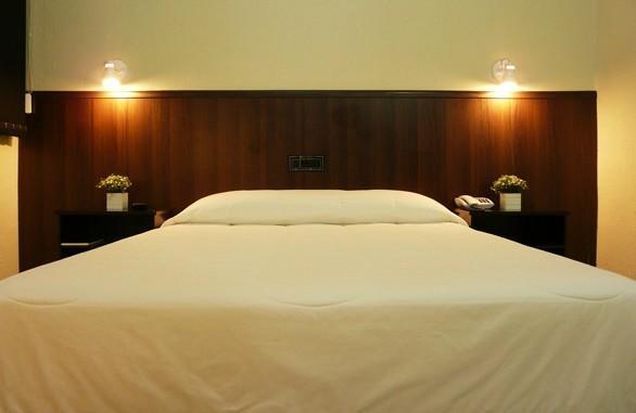 Mediterraneo Park Hotel เตรสลาโกอัส ภายนอก รูปภาพ