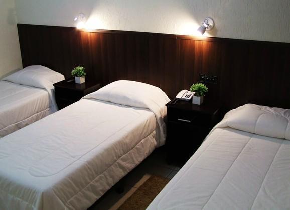 Mediterraneo Park Hotel เตรสลาโกอัส ภายนอก รูปภาพ
